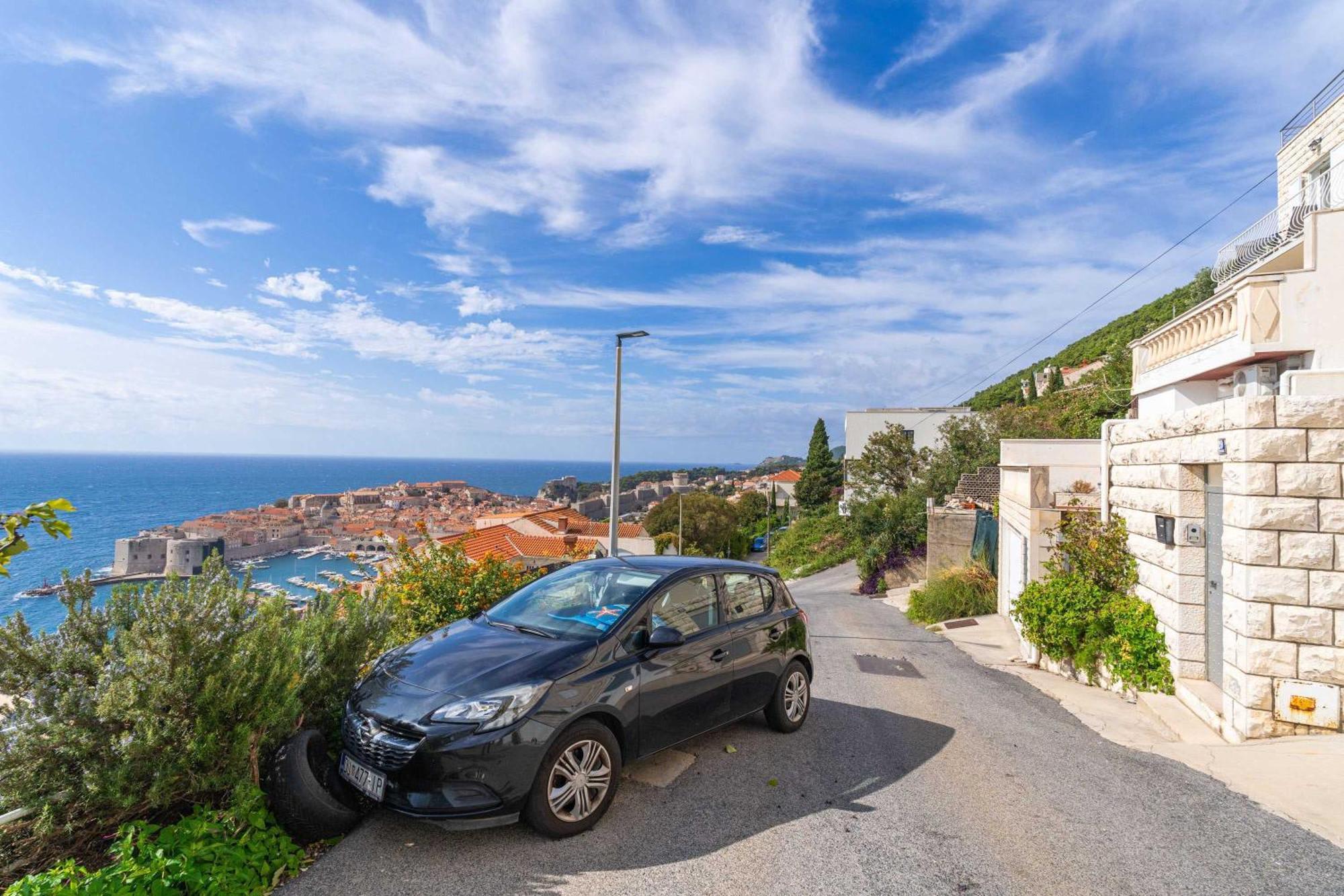 Apartment And Room Cicko Dubrovnik Bagian luar foto